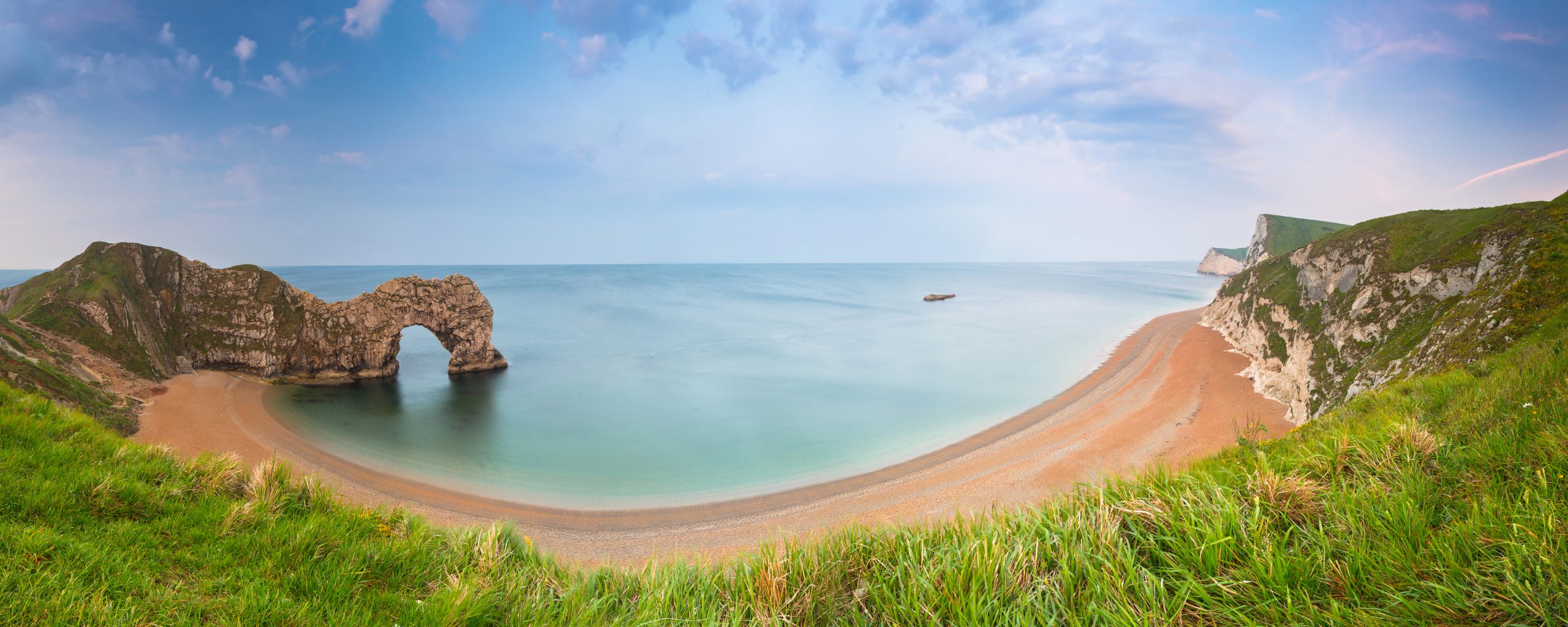 Durdle Door at the beach on the Jurassic Coast of Dorset, UK Durdle Door Dorset