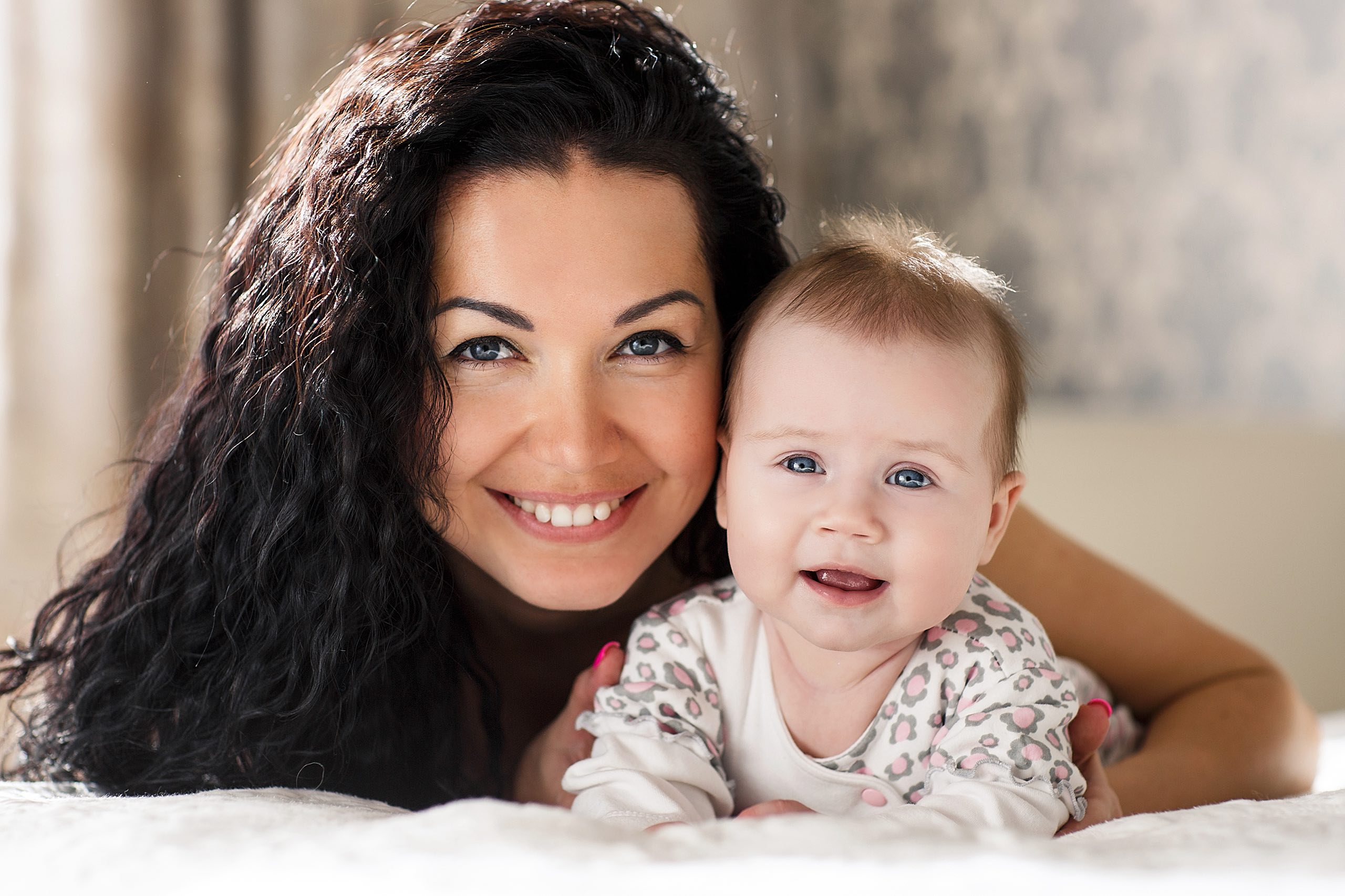 Portrait,Of,Mother,And,Child,Laughing,And,Playing.,Portrait,Of Portrait of mother and daughter